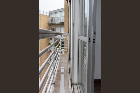 Apartamento à venda com 200m², 4 quartos e 3 vagas Apartamento à venda com 200m², 4 quartos e 3 vagasVaranda Quartos 1 e 2