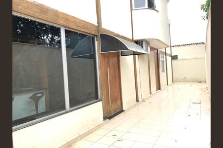 Casa à venda com 802m², 6 quartos e 8 vagas