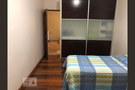 Casa à venda com 802m², 6 quartos e 8 vagas