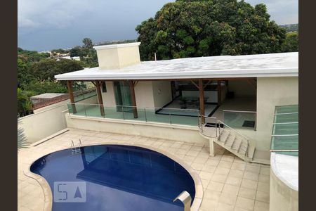 Casa à venda com 802m², 6 quartos e 8 vagas