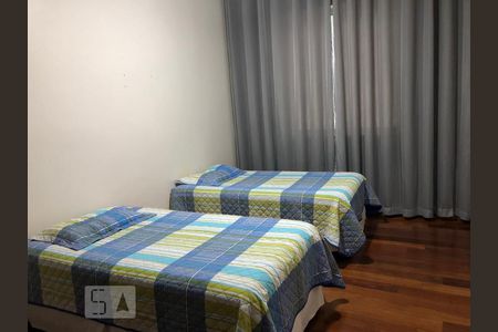 Casa à venda com 802m², 6 quartos e 8 vagas