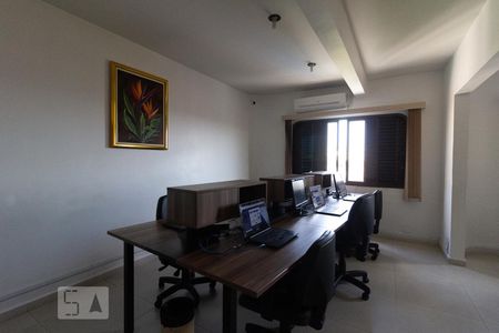 Casa à venda com 5 quartos, 650m² em Vila Maria Alta, São Paulo