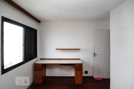 Apartamento para alugar com 93m², 3 quartos e 2 vagasQuarto 02