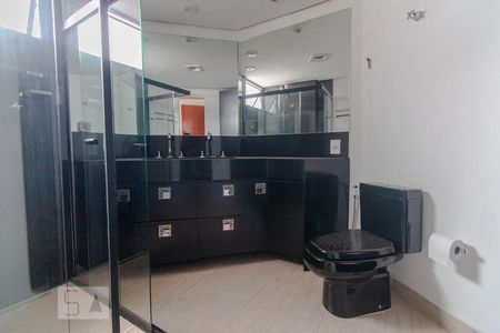 Apartamento à venda com 189m², 4 quartos e 2 vagasBanheiro do quarto 1