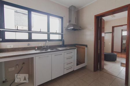 Apartamento à venda com 189m², 4 quartos e 2 vagasCozinha
