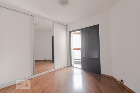 Apartamento à venda com 189m², 4 quartos e 2 vagasQuarto 1