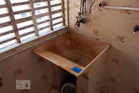 Apartamento à venda com 80m², 2 quartos e 1 vagaÁrea de Serviço