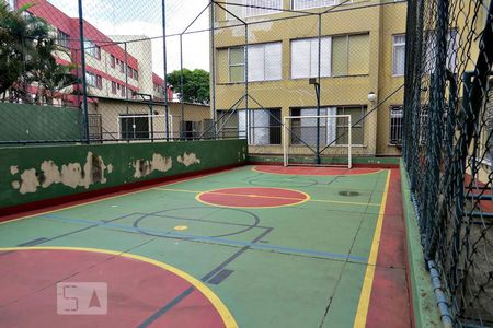 Apartamento à venda com 80m², 2 quartos e 1 vagaÁrea Comum - Quadra Esportiva