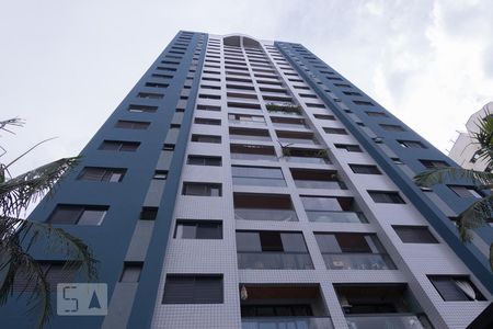 Apartamento para alugar com 80m², 2 quartos e 2 vagas Apartamento para alugar com 80m², 2 quartos e 2 vagasFachada