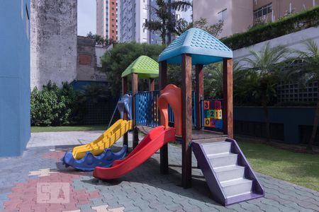 Apartamento para alugar com 80m², 2 quartos e 2 vagas Apartamento para alugar com 80m², 2 quartos e 2 vagasPlayground
