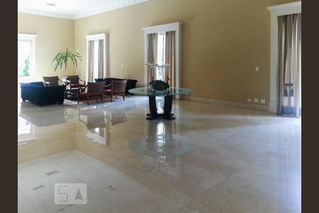 Apartamento para alugar com 410m², 4 quartos e 5 vagas Apartamento para alugar com 410m², 4 quartos e 5 vagasHall