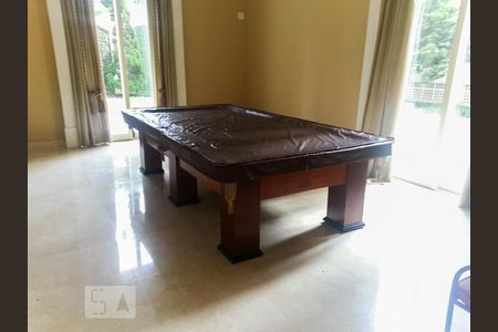 Apartamento para alugar com 410m², 4 quartos e 5 vagas Apartamento para alugar com 410m², 4 quartos e 5 vagasSalão de Jogos