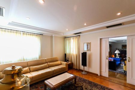 Sala de TV de apartamento para alugar com 4 quartos, 410m² em Campo Belo, São Paulo