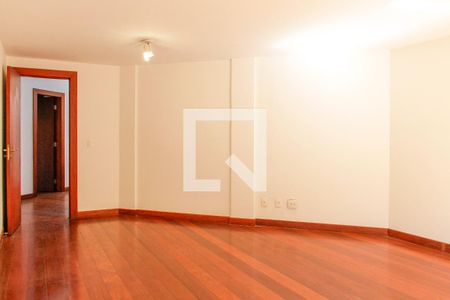 Casa de condomínio à venda com 579m², 5 quartos e 4 vagasQuarto 5 suíte