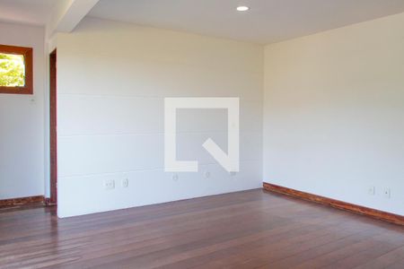 Casa de condomínio à venda com 579m², 5 quartos e 4 vagasQuarto 2 suíte