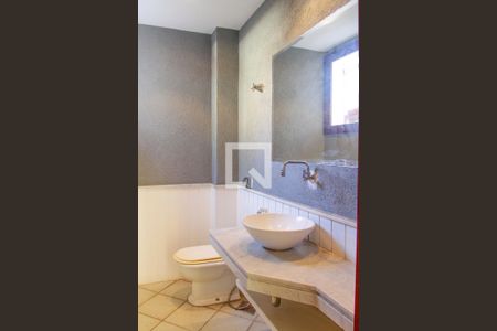 Casa de condomínio à venda com 579m², 5 quartos e 4 vagasLavabo