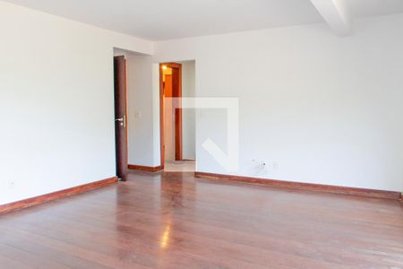 Casa de condomínio à venda com 579m², 5 quartos e 4 vagasQuarto 2 suíte