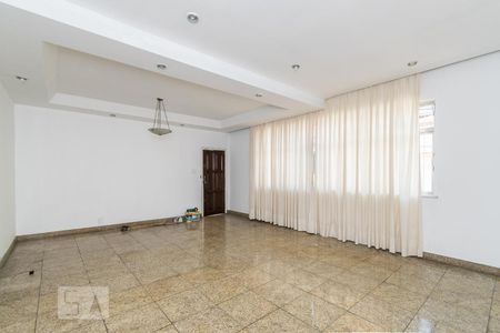 Sala de casa para alugar com 3 quartos, 133m² em Braz de Pina, Rio de Janeiro