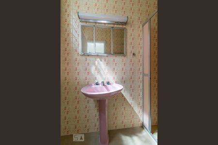 Banheiro da Suíte 1 de casa para alugar com 3 quartos, 133m² em Braz de Pina, Rio de Janeiro