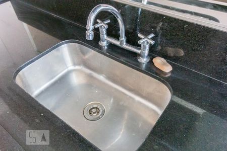 Apartamento à venda com 84m², 2 quartos e 1 vaga Apartamento à venda com 84m², 2 quartos e 1 vagaCozinha Pia