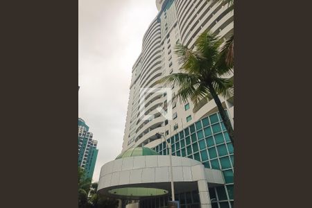 Studio à venda com 40m², 1 quarto e 1 vaga Studio à venda com 40m², 1 quarto e 1 vagaFachada