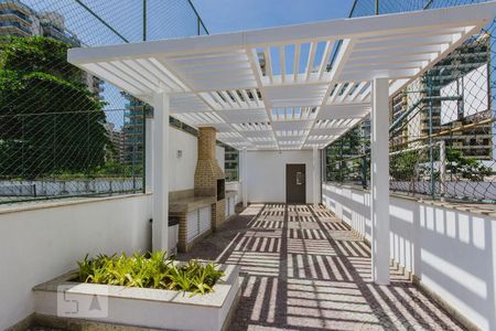 Apartamento à venda com 153m², 3 quartos e 1 vaga Apartamento à venda com 153m², 3 quartos e 1 vagaÁrea Comum