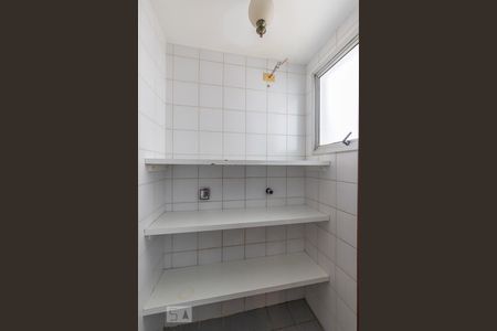 Apartamento à venda com 88m², 3 quartos e 1 vaga Apartamento à venda com 88m², 3 quartos e 1 vagaDispensa