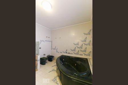 Casa à venda com 450m², 5 quartos e 6 vagas Casa à venda com 450m², 5 quartos e 6 vagasSuíte 3