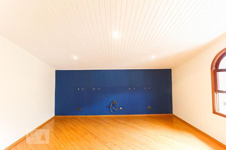 Casa à venda com 450m², 5 quartos e 6 vagas Casa à venda com 450m², 5 quartos e 6 vagasSuíte 4