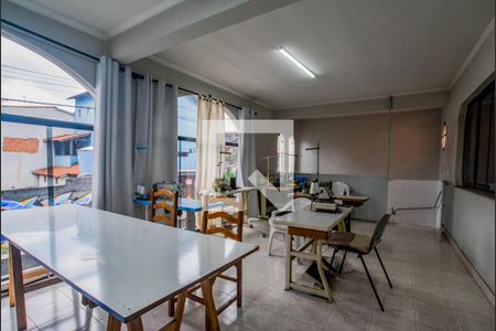 Sala 2 de casa à venda com 3 quartos, 450m² em Parque das Nações, Santo André