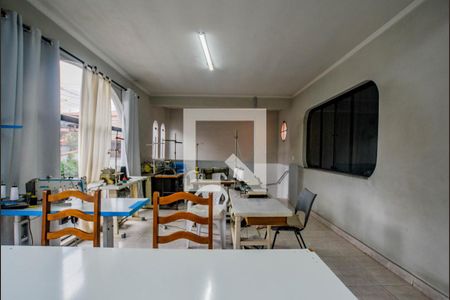 Sala 2 de casa à venda com 3 quartos, 450m² em Parque das Nações, Santo André