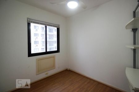 Apartamento à venda com 81m², 3 quartos e 1 vaga Apartamento à venda com 81m², 3 quartos e 1 vagaQuarto 2