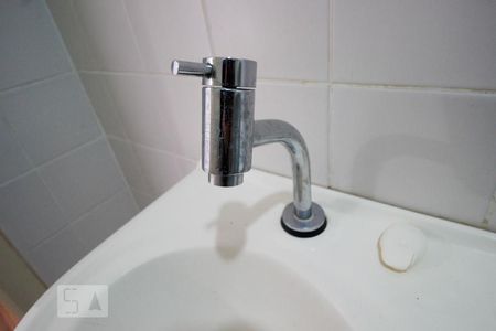 Apartamento à venda com 81m², 3 quartos e 1 vaga Apartamento à venda com 81m², 3 quartos e 1 vagaBanheiro Corredor
