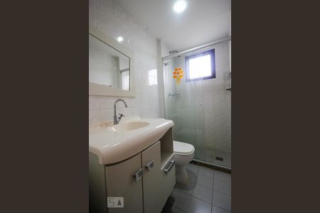 Apartamento à venda com 81m², 3 quartos e 1 vaga Apartamento à venda com 81m², 3 quartos e 1 vagaBanheiro da Suíte