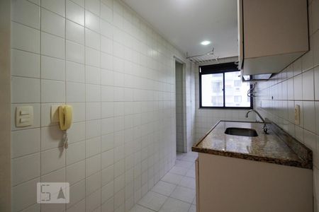 Apartamento à venda com 81m², 3 quartos e 1 vaga Apartamento à venda com 81m², 3 quartos e 1 vagaCozinha