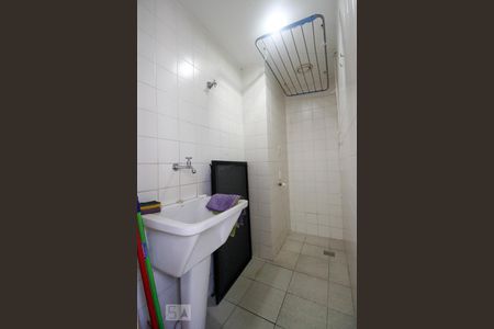 Apartamento à venda com 81m², 3 quartos e 1 vaga Apartamento à venda com 81m², 3 quartos e 1 vagaÁrea de Serviço