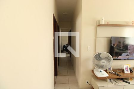 Corredor de apartamento à venda com 3 quartos, 83m² em Irajá, Rio de Janeiro