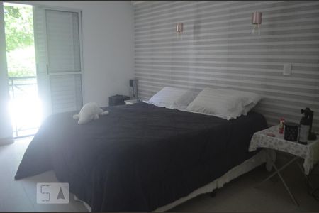 Casa à venda com 325m², 4 quartos e 2 vagasQuarto