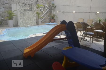 Casa à venda com 325m², 4 quartos e 2 vagasPlaygroud