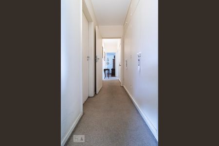 Apartamento para alugar com 172m², 3 quartos e 1 vaga Apartamento para alugar com 172m², 3 quartos e 1 vagaCorredor