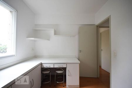 Quarto de apartamento para alugar com 2 quartos, 55m² em Vila Andrade, São Paulo