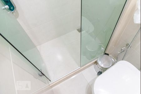 Banheiro de kitnet/studio à venda com 1 quarto, 41m² em Flamengo, Rio de Janeiro