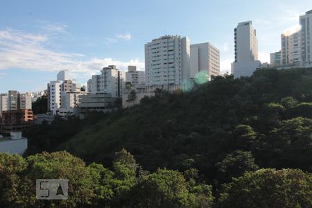 Apartamento para alugar com 85m², 3 quartos e 2 vagas