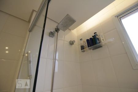 Apartamento à venda com 115m², 3 quartos e 3 vagasChuveiro
