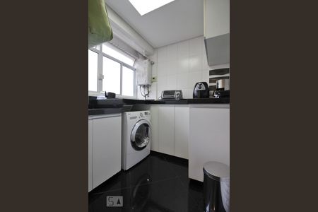 Apartamento à venda com 115m², 3 quartos e 3 vagasÁrea de serviço