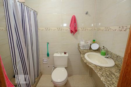 Banheiro de apartamento à venda com 2 quartos, 70m² em Vista Alegre, Rio de Janeiro