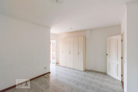 Suite de casa para alugar com 4 quartos, 170m² em Parque dos Príncipes, São Paulo