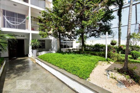 Apartamento à venda com 65m², 2 quartos e 1 vagaEntrada