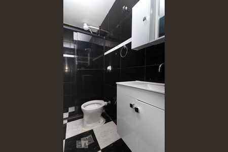 Apartamento à venda com 68m², 2 quartos e 1 vaga Apartamento à venda com 68m², 2 quartos e 1 vagaBanheiro da Suíte