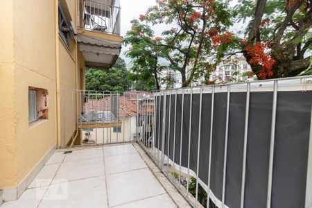 Apartamento à venda com 68m², 2 quartos e 1 vaga Apartamento à venda com 68m², 2 quartos e 1 vagaVaranda da Suíte